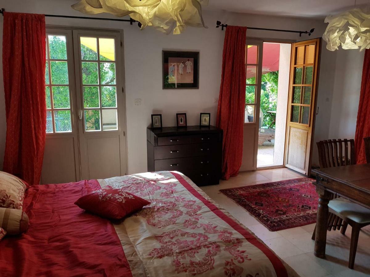 Homestay Les Palmiers *